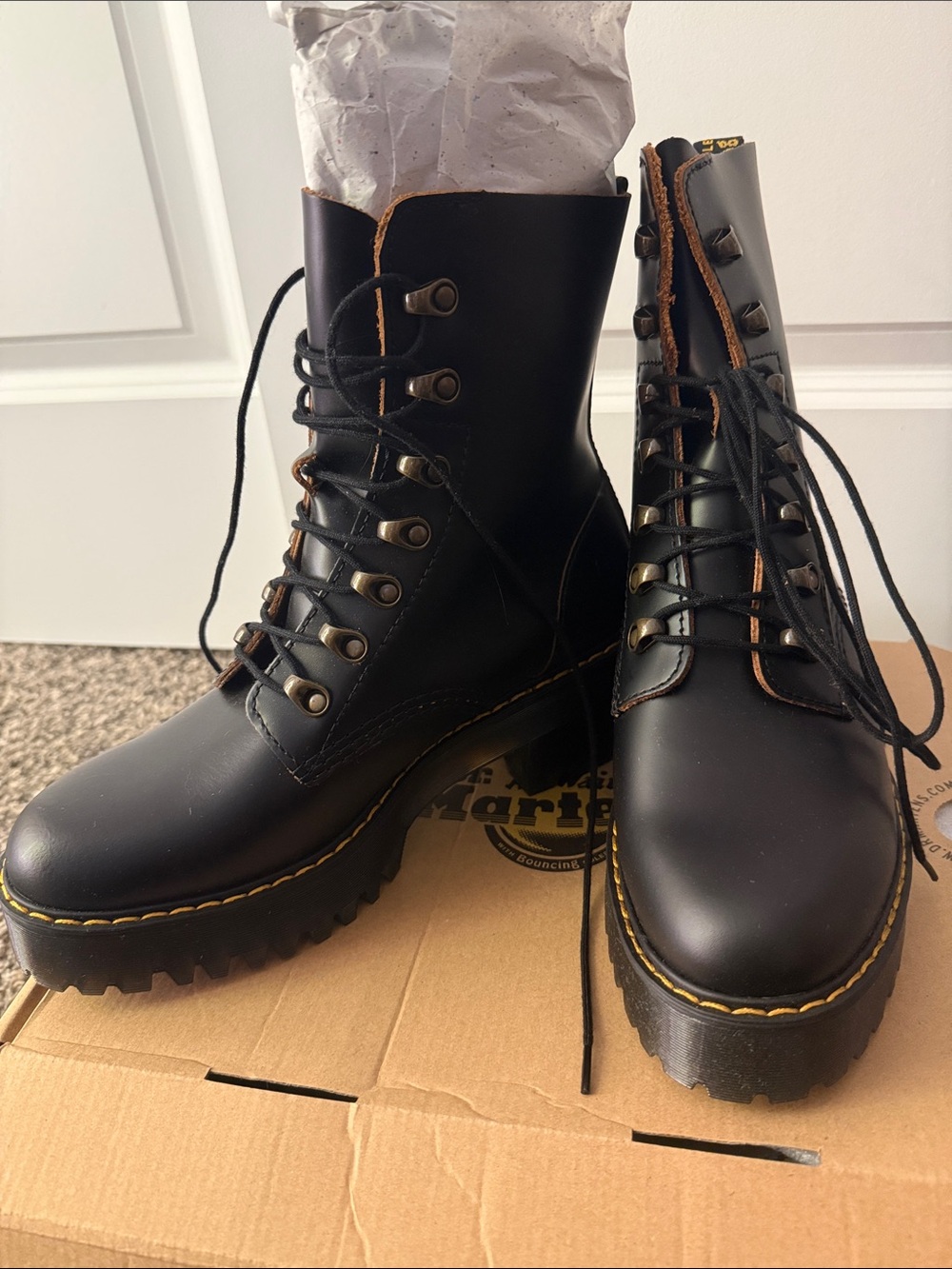 Dr. Martens Leona Vintage Smooth Black Lace-Up Platform with Yellow Stitching - Picture 6 of 9